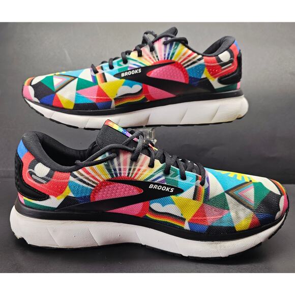 Brooks Men 12 Comfy footwear - Picture 6 of 11